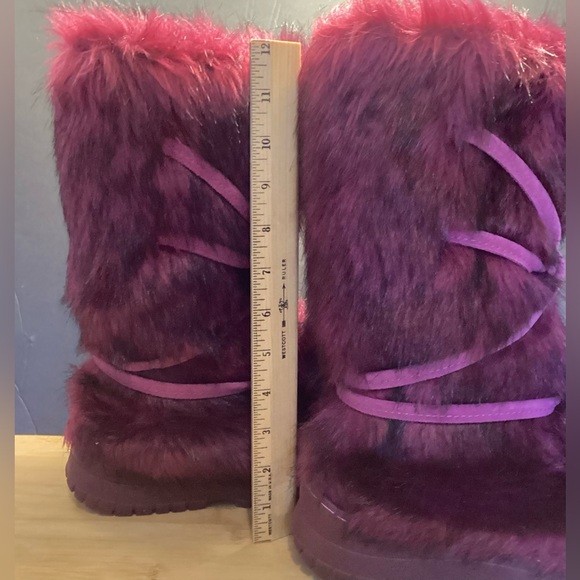 Colin Stuart Fur Boots - Picture 6 of 10